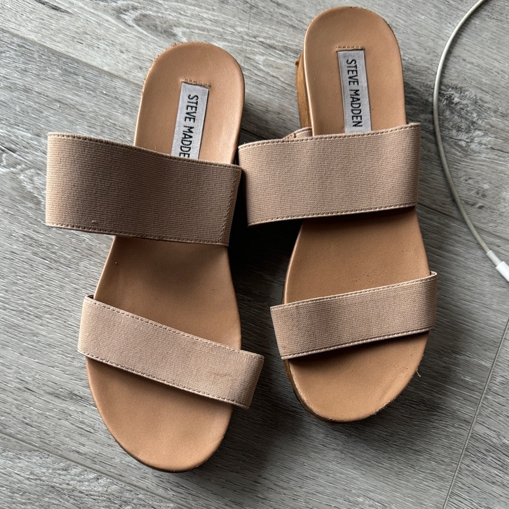 Steve Madden Women's Beige platform sandals